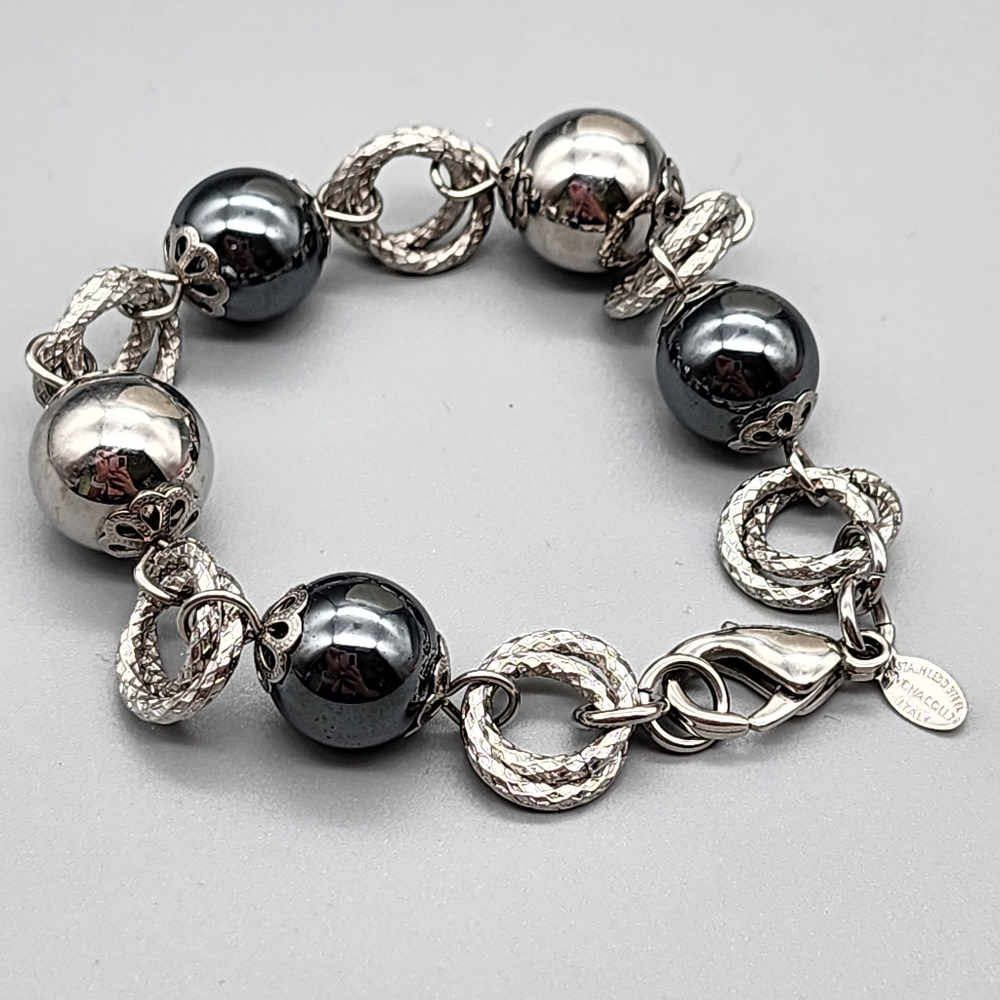 Simona Collin Embossed Links Elegant Silver and Black Bracelet